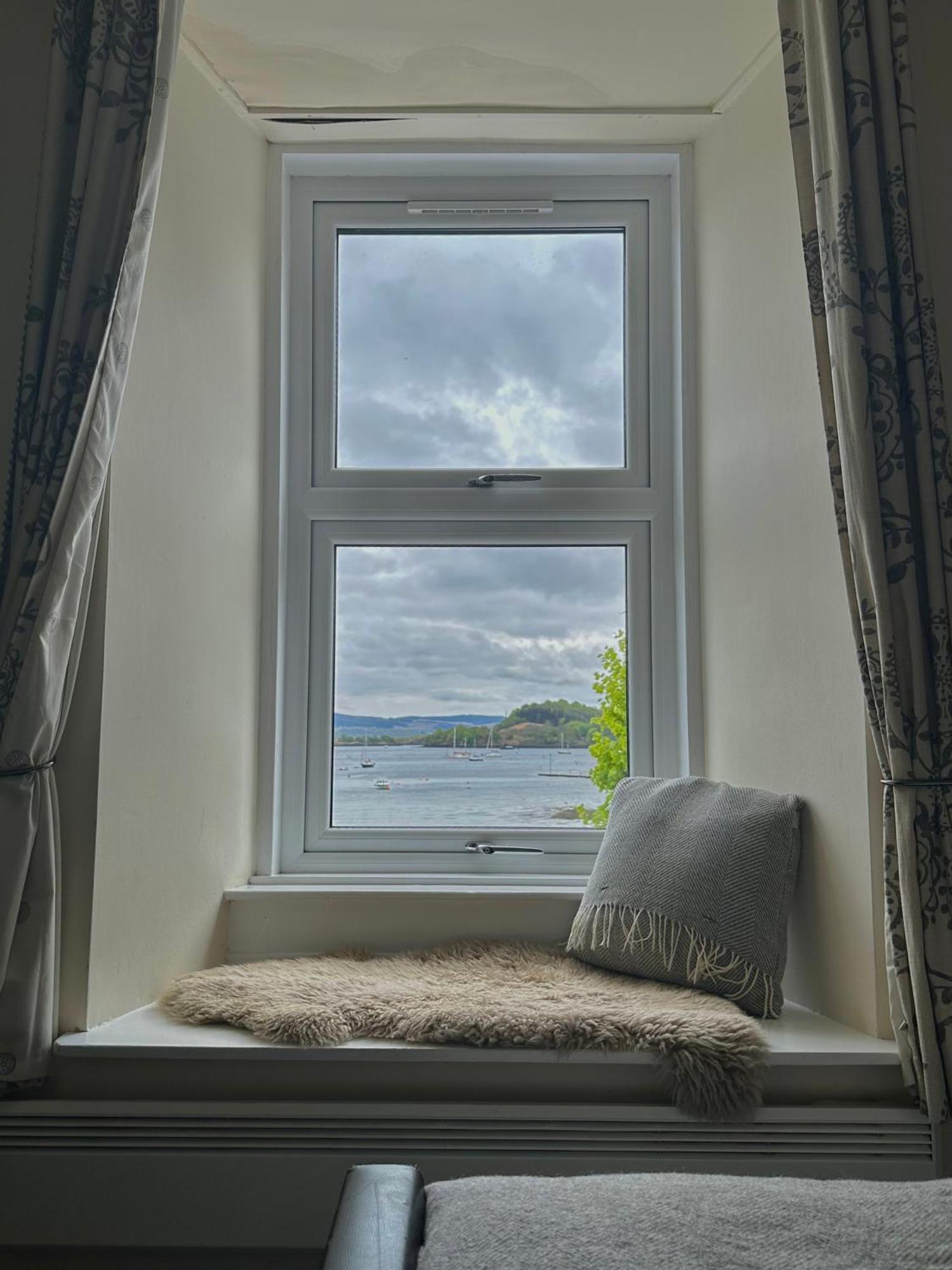 The Tobermory Hotel Exteriör bild