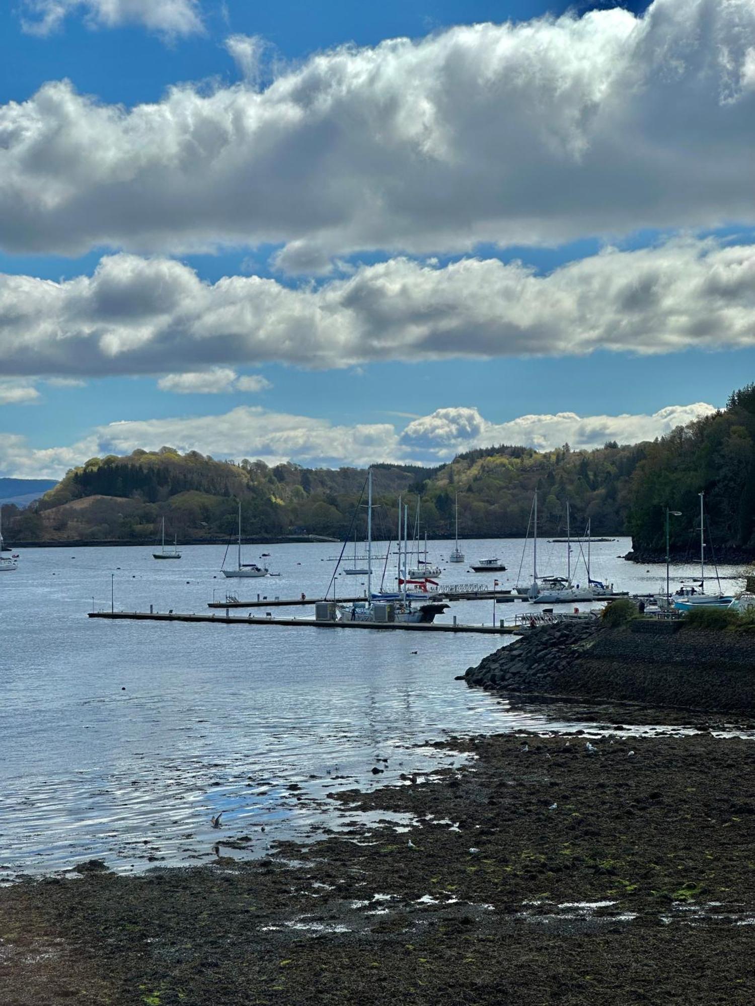 The Tobermory Hotel Exteriör bild